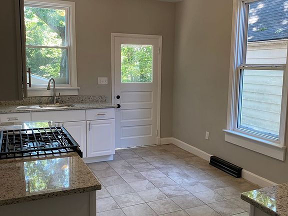 3rd image of 6834 Betts Ave