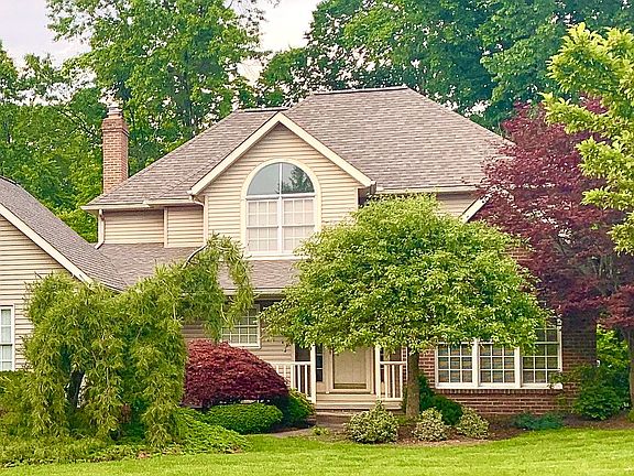 3rd image of 4447 Eastwicke Blvd