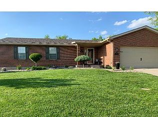1942 Wagon Wheel Dr, Hamilton, OH 45013