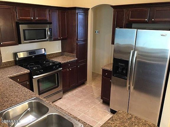4th image of 12957 Stonington Ln