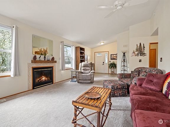 5th image of 6576 Richardson Lane SE
