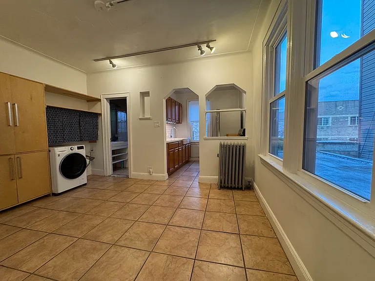 994 Willoughby Ave #2 — Photo 12