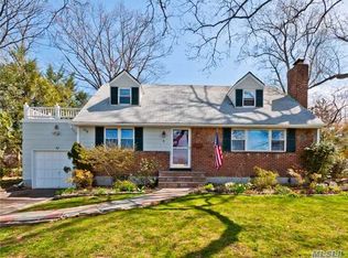 12 Tulane Rd, Glen Cove, NY 11542