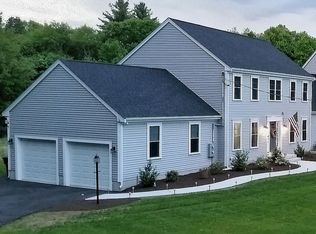 41 Cedar St #41B, Foxboro, MA 02035