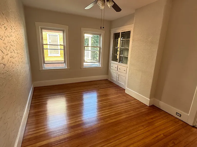 36 Mayfield St #2 — Photo 2