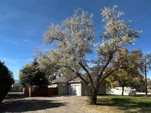 615 Warren Rd, Cody, WY 82414