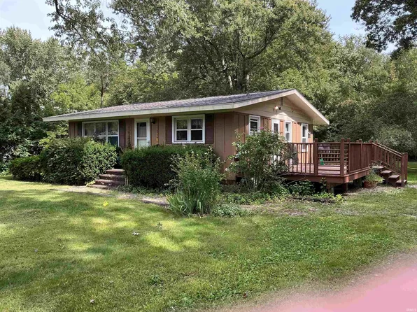 55370 Orchid Rd, South Bend, IN 46628