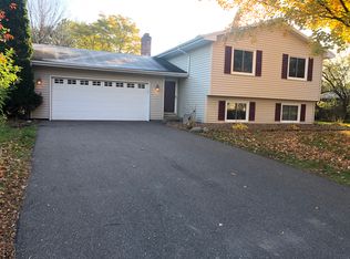 9960 Union Terrace Ln N, Maple Grove, MN 55369