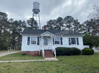 1104 Walnut Ln, Rockingham, NC 28379