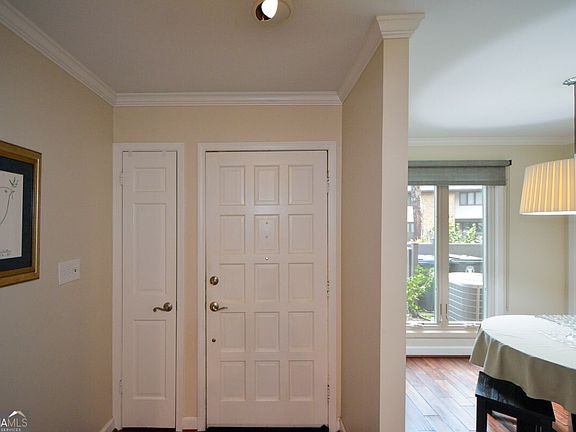 5th image of 3259 Clairmont North NE