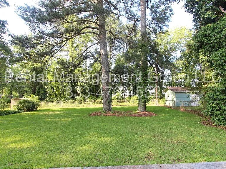 201 Rose Dr — Photo 15