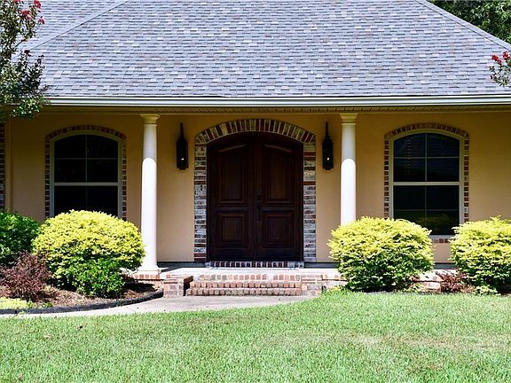 3rd image of 110 Shady Crest Ave