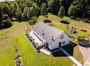 3037 Barnetts Creek Rd, Columbia, KY 42728