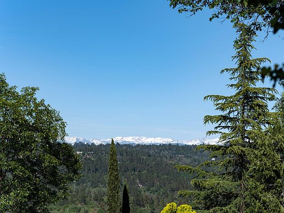 2nd image of 580 Skyline Dr