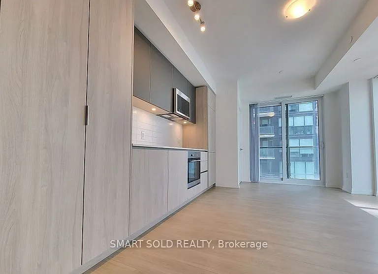 8 Widmer St #3403 — Photo 8