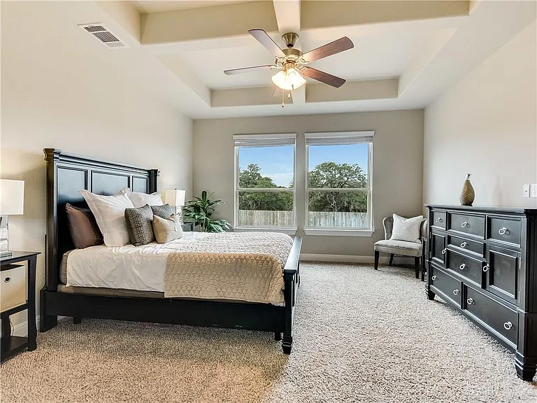 3013 Tempe Dr — Photo 6