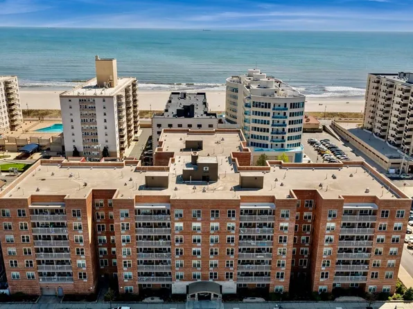 410 E Broadway #4G, Long Beach, NY 11561