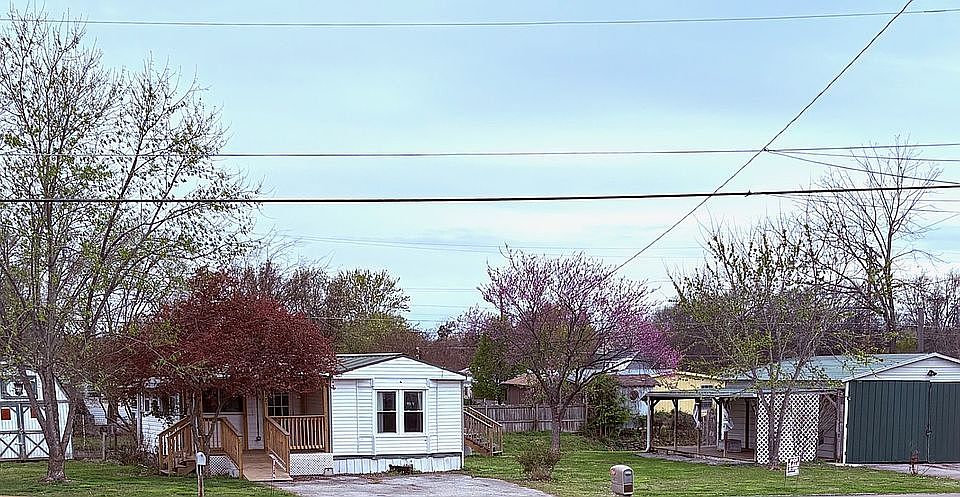 1st image of 225-227 Hurricane Cir