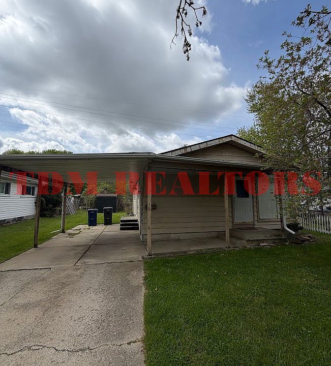 1st image of 1621 Raspberry Ln