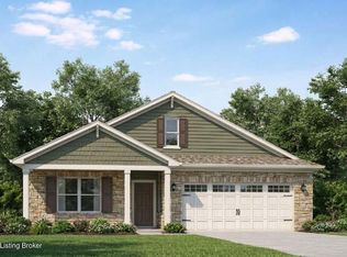 8102 Cedar Pointe Dr, Louisville, KY 40228