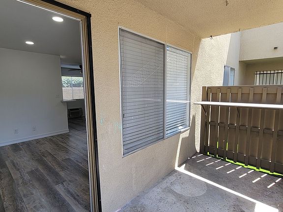 2nd image of 1018 E Lexington Ave APT 5