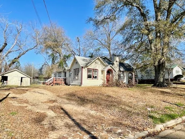 208 Stafford Hl, Pittsburg, TX 75686