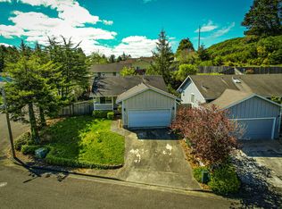 4100 Hillside Ct, Eureka, CA 95503