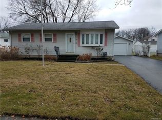 25 Bellhurst Rd, Tonawanda, NY 14150