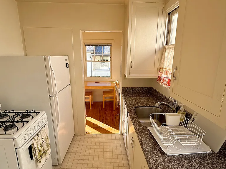 Kitchen 2 of 2