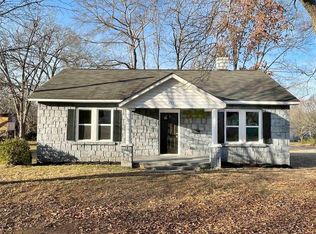 402 W Liberty St, Winnsboro, SC 29180
