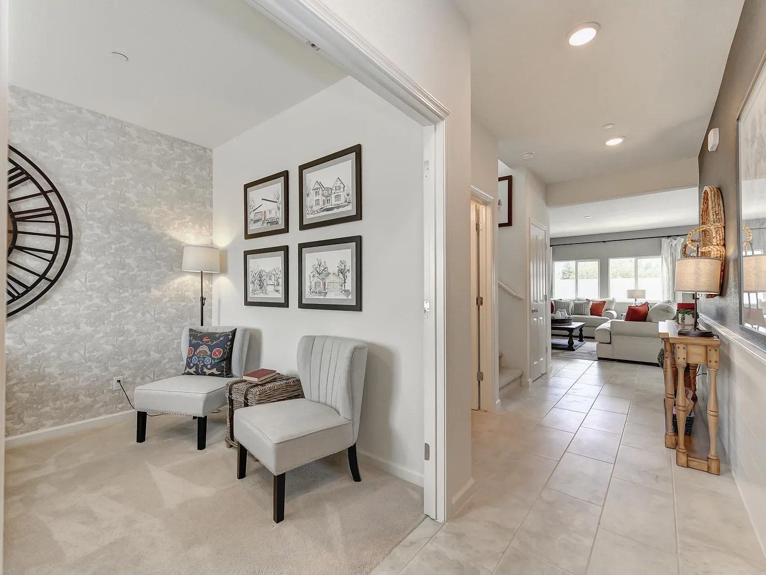 4 bed, 2318 sqft, $3,100 — Photo 2