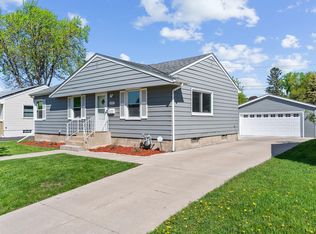 1997 Worcester Ave, Saint Paul, MN 55116