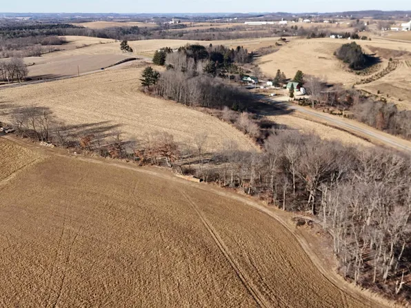 Bell Loop Rd, Wonewoc, WI 53968