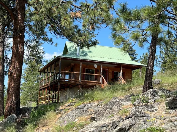 151 B Cape Labelle Road, Tonasket, WA 98855