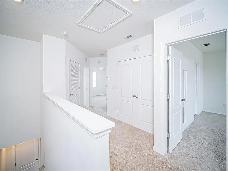 9039 Alba Ln — Photo 8