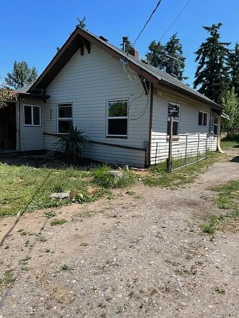 Studio, 942 sqft, $2,150 — Photo 1