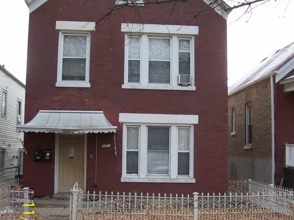 2307 S Central Ave, Cicero, IL 60804