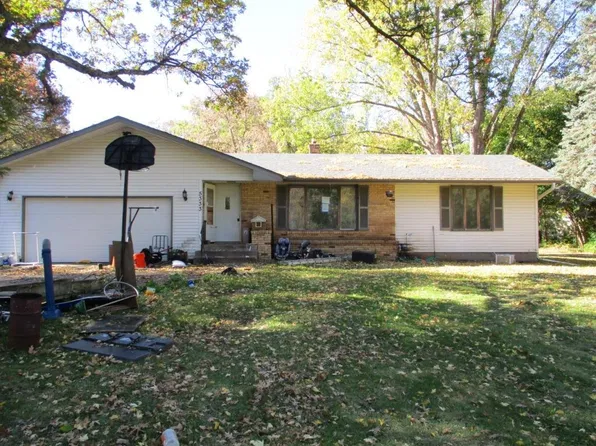5333 Hugo Rd, White Bear Township, MN 55110