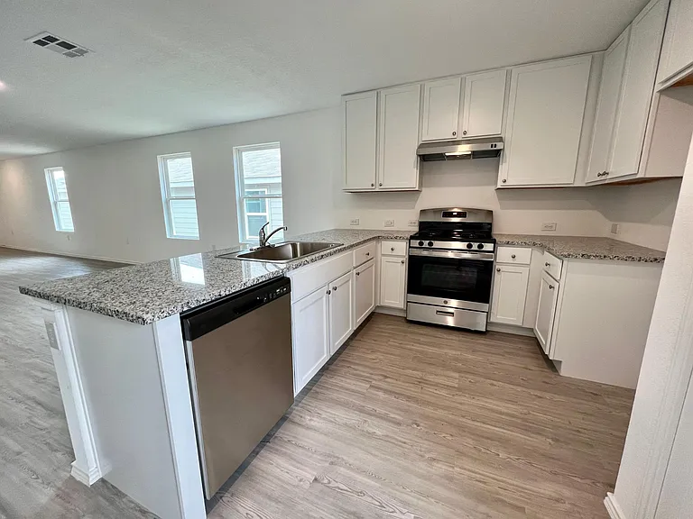 10015 Kersey Ml — Photo 9