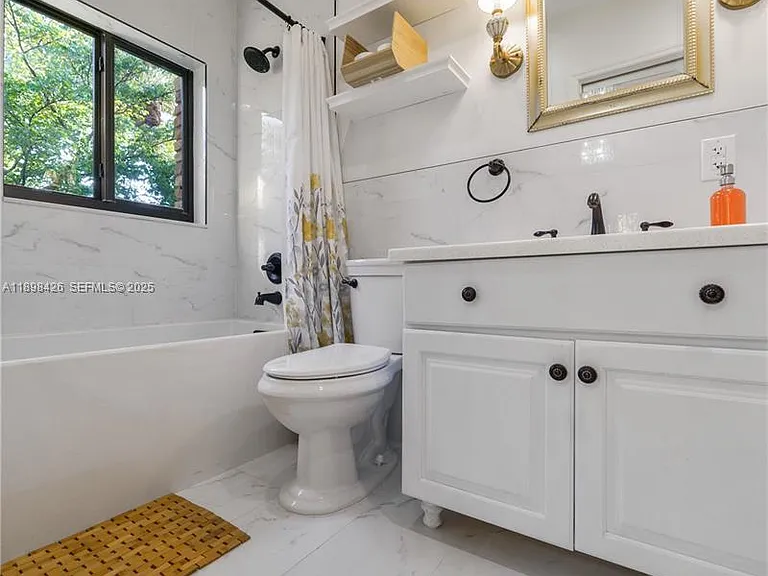 29880 SW 183rd Ct — Photo 2