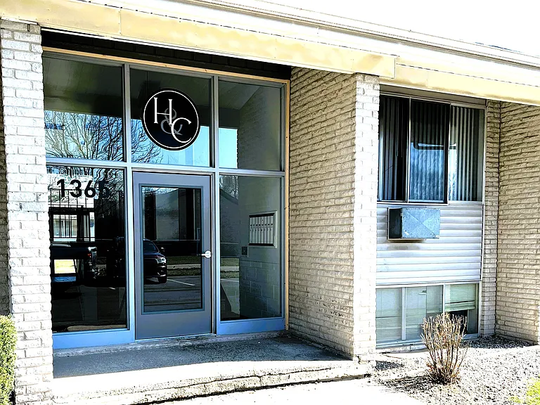 Harris & Cross Apartments — Photo 17