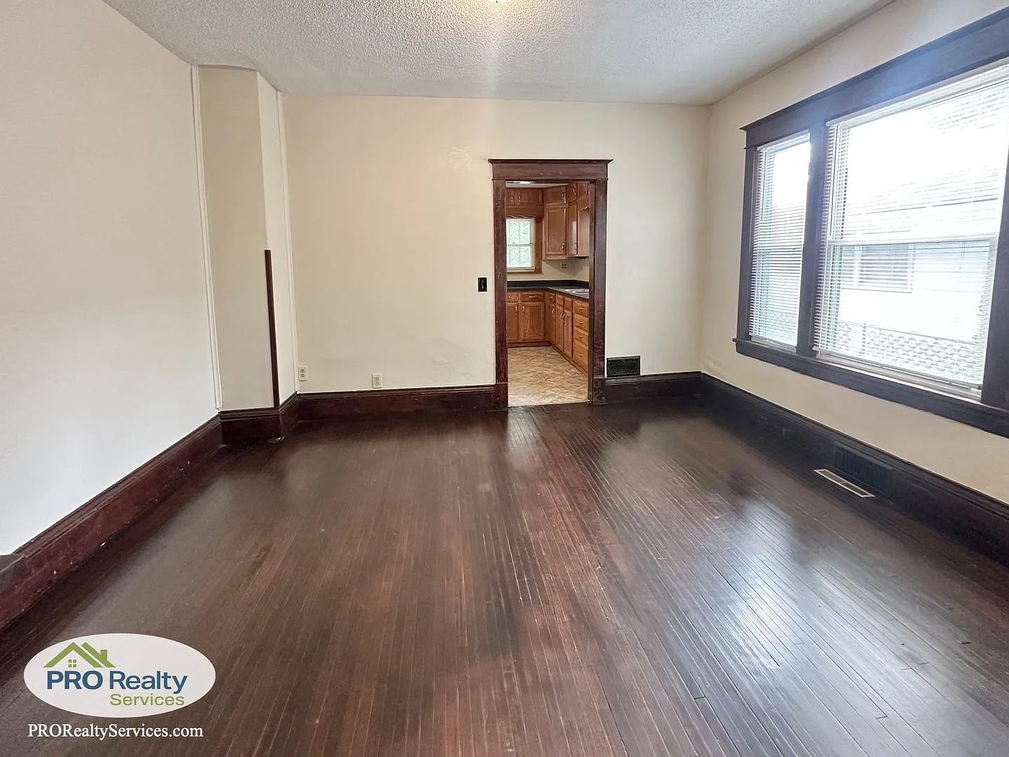 Spacious 4 Bedroom Home — Photo 3