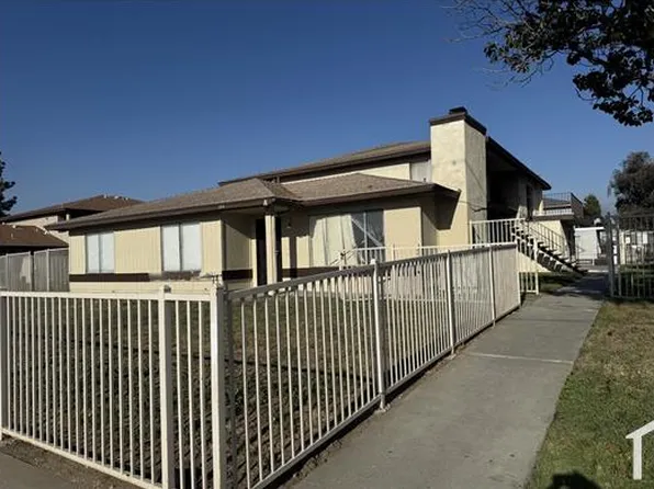 1144 Tribune St #D, Redlands, CA 92374