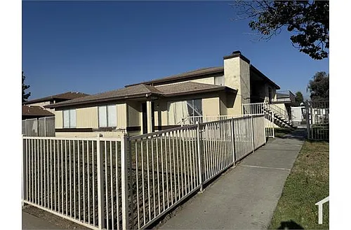 1144 Tribune St Photo 1