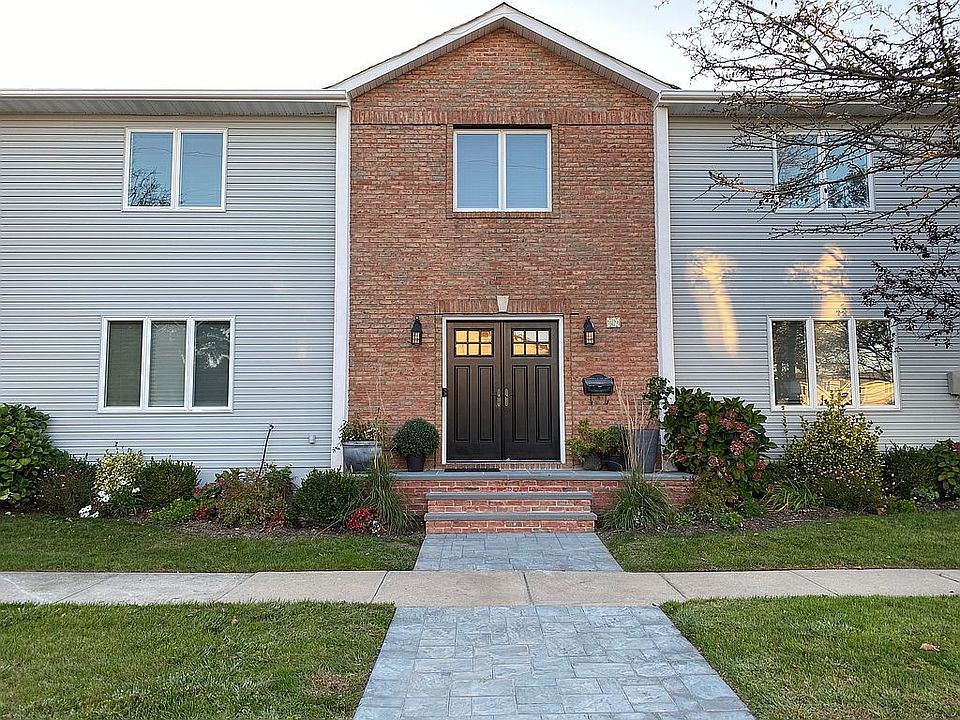 1st image of 89 Cayuga Ave