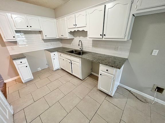 Kitchen - photo 2