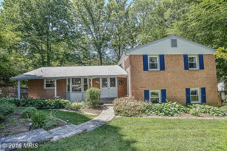 1st image of 8945 Falling Creek Ct