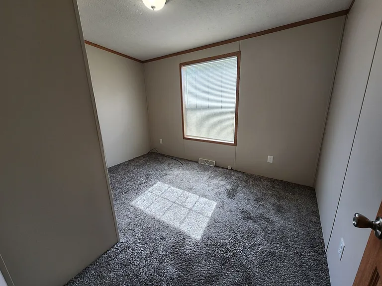Belle Villa Lake — Photo 46