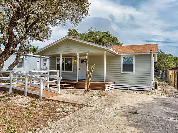 3rd image of 1009 S Saunders Ln
