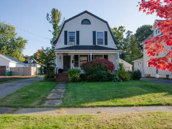 246 Maple Ave, Hamburg, NY 14075